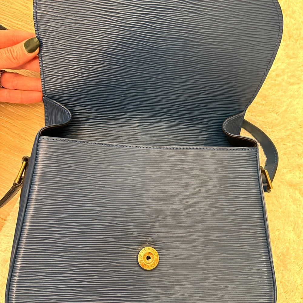 Louis Vuitton Epi St Cloud GM - Picture 9 of 13